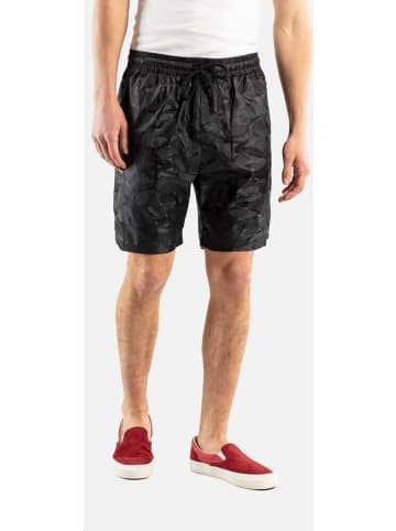 Reell Short "Tech Zip Short" in Schwarz
