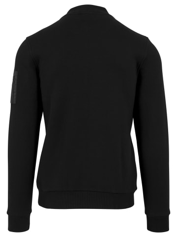 Urban Classics Urban Classics in black