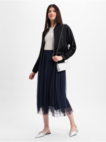 More & More Rock in marine - 0003