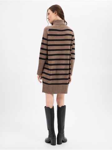 Marie Lund Strickkleid in taupe schwarz - 0002