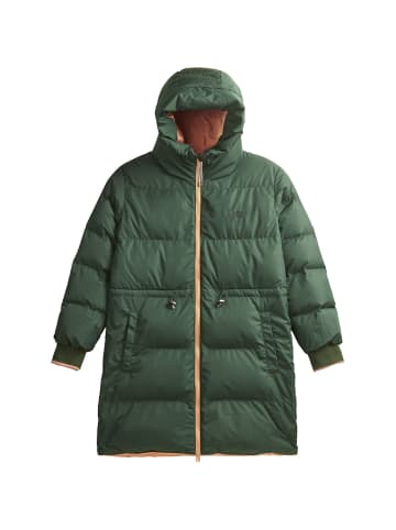 PICTURE W INUKEE REV. JACKET