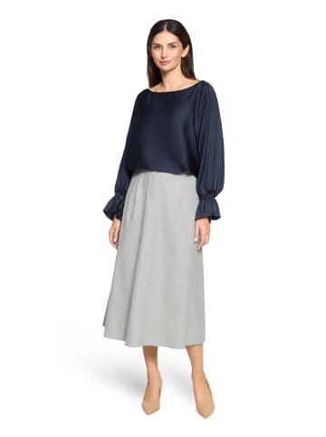 Betty Barclay Satin-Bluse mit U-Boot-Ausschnitt in Night Sky
