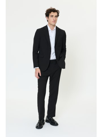 Matinique Blazer MAcharles Gerade Passform in Black