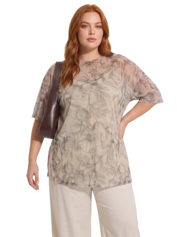Shape Of You Blouse in Ecru
