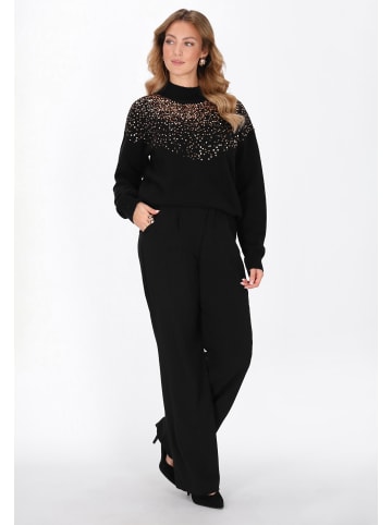 faina Women Sweater in black