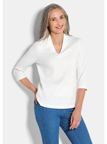 GOLDNER Kurzgröße:  Shirt Elegantes Basic-Shirt mit V-Ausschnitt in cremeweiß