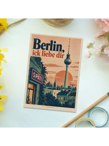 Mr. & Mrs. Panda Postkarte Berlin Fernsehturm urban Design mit S... in Weiß