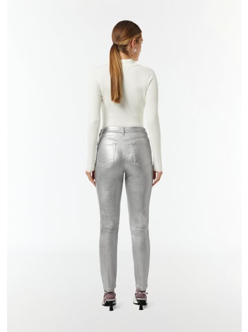 comma Hose in 0010_silber