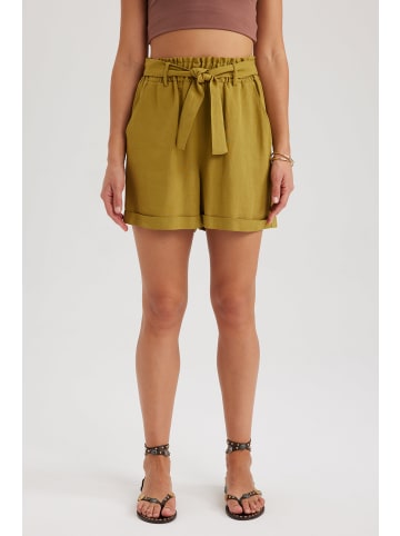 DeFacto Shorts SHORT in Khaki