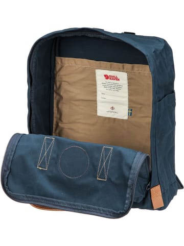 FJÄLLRÄVEN Rucksack / Backpack Kanken No.2 in Navy