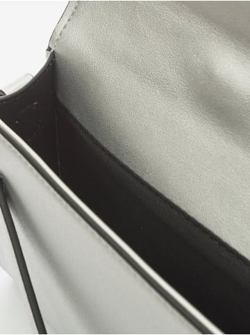 SECRET PON PON Clutch Bag in L001 SILVER