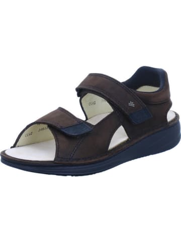Finn Comfort Sandale in braun