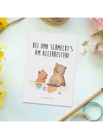 Mr. & Mrs. Panda Grußkarte Oma Backen mit Spruch in Weiß