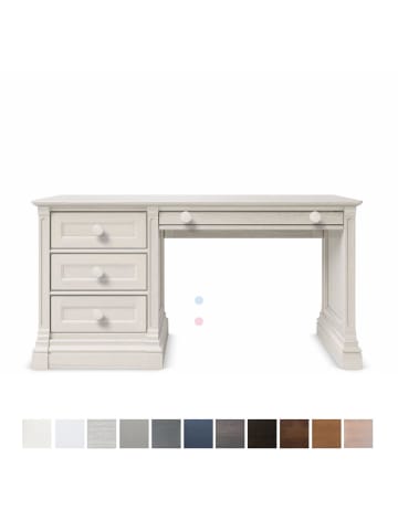 Romina Imperio Schreibtisch