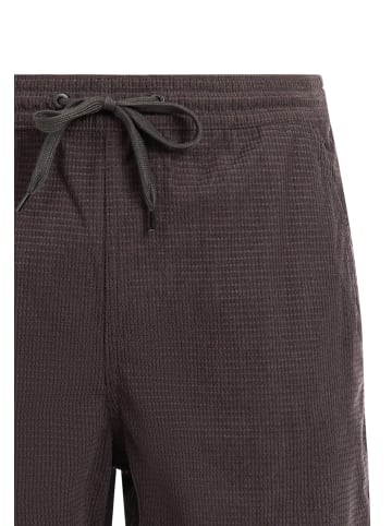 Protest " PRTBairro in Deep Grey