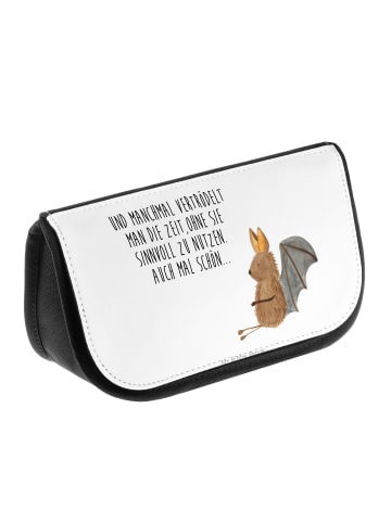 Mr. & Mrs. Panda Kulturbeutel Fledermaus Sitzen mit Spruch in Weiß