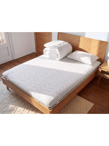 Beliani Topper FRESHGUARD MICRO in Weiß - (W) 140 x (H) 1 x (L) 200 cm