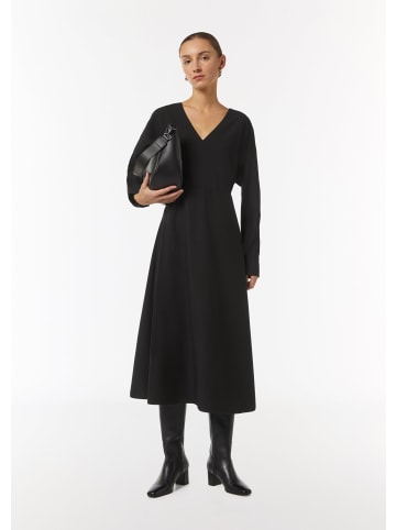comma Kleid lang in Schwarz