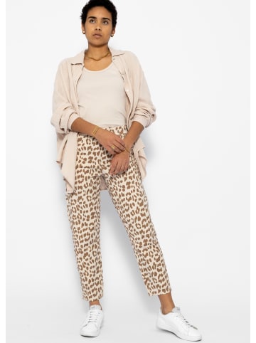 SASSYCLASSY Jersey Chino in Leo-Print in Hellbeige