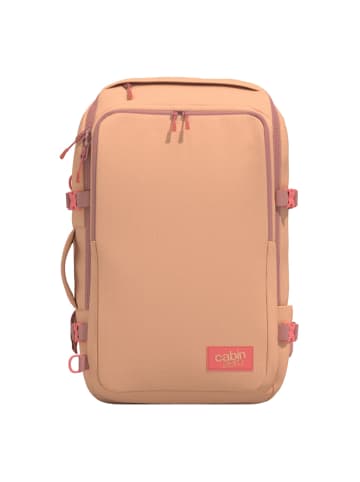 Cabinzero Adventure Cabin Bag ADV Pro 42L Rucksack 55 cm Laptopfach in sunny day