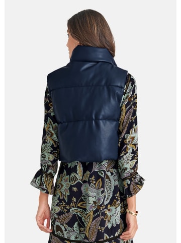 MADELEINE Kurze Steppweste in Lederoptik in nachtblau