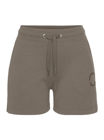 Bench Sweatshorts in taupe