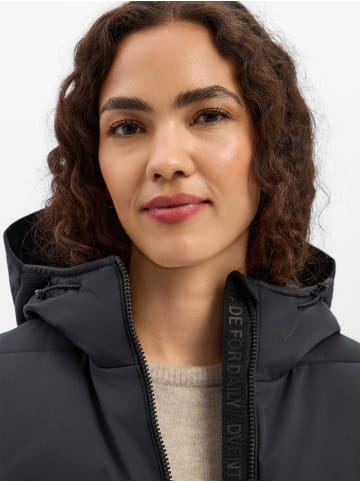 Camel Active Steppjacke in schwarz