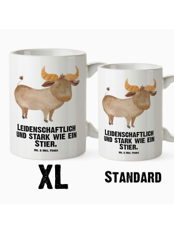 Mr. & Mrs. Panda Teetasse Sternzeichen Stier mit Spruch in Weiß