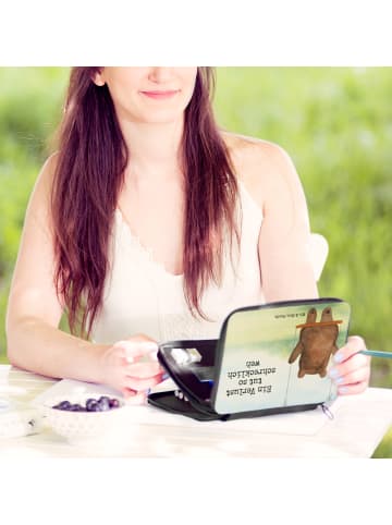 Mr. & Mrs. Panda Federtasche Bär Schaukel Design mit Spruch in Weiß