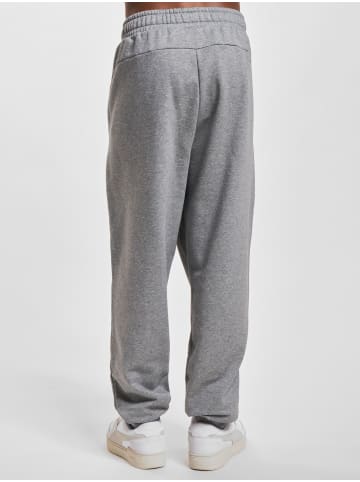 Puma Sweatpant in grey