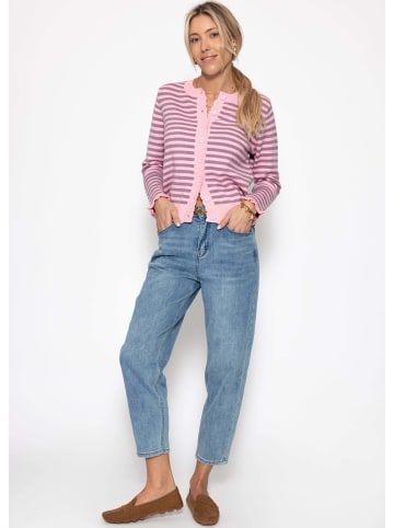 SASSYCLASSY Gestreifte Strickjacke mit Volants in Rosa