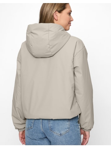 COVERED Jacke PAM in rainy day