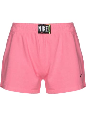 Nike Shorts in sunset pulse/black