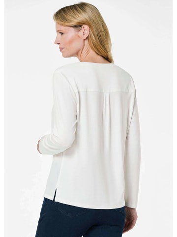 GOLDNER Kurzgröße:  Elegantes Chiffonshirt mit Jersey-Details in cremeweiß