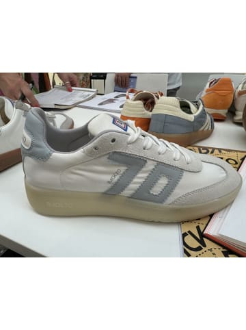Back 70 Schnürschuh in grau