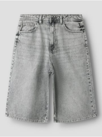 TWO SOON Jeansshorts in Light Grey Denim