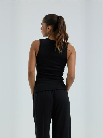 Seamless Basic Top Jacquard in Black