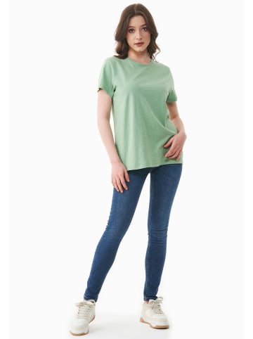 Organication T-Shirt "WCASUAL001" in Matchagrün