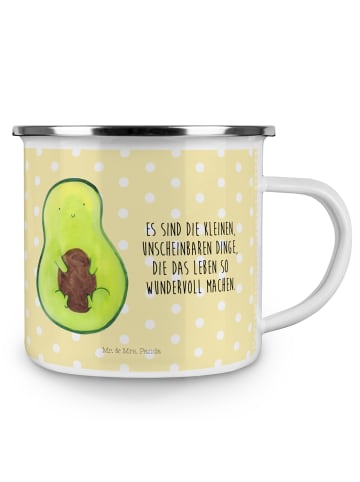 Mr. & Mrs. Panda Camping Emaille Tasse Avocado Kern mit Spruch in Gelb Pastell