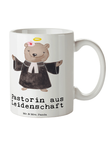 Mr. & Mrs. Panda Tasse Pastorin Leidenschaft mit Spruch in Weiß