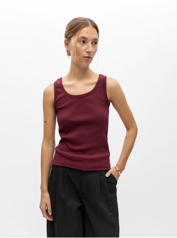 Object Tanktop in Windsor Wine1