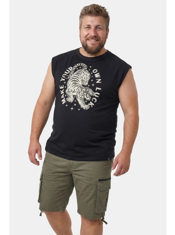 Men Plus Kurzarm T-Shirt in schwarz