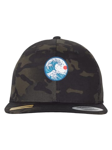 F4NT4STIC Snapback Kanagawa in black multicam