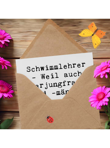 Mr. & Mrs. Panda Einladungskarte Spruch Schwimmlehrer Anfang mit... in Weiß