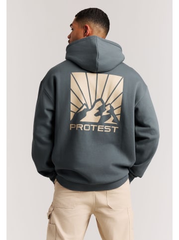 Protest " PRTPenmon in Yale Blue