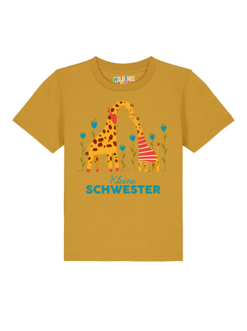 wat? Apparel T-Shirt GIraffe Kleine Schwester in Ocker
