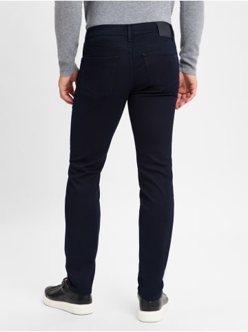 BRAX Jeans Chuck in blau