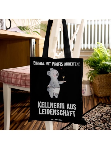 Mr. & Mrs. Panda Tragetasche Kellnerin Leidenschaft mit Spruch in Schwarz