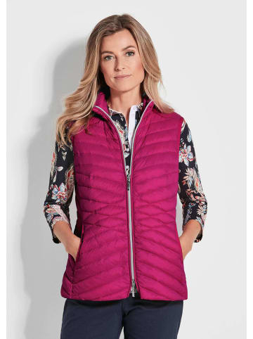 GOLDNER Kurzgröße: Taillierte Daunenweste mit Stehkragen in pink