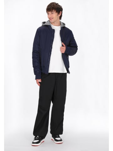 MO Jacket in navy